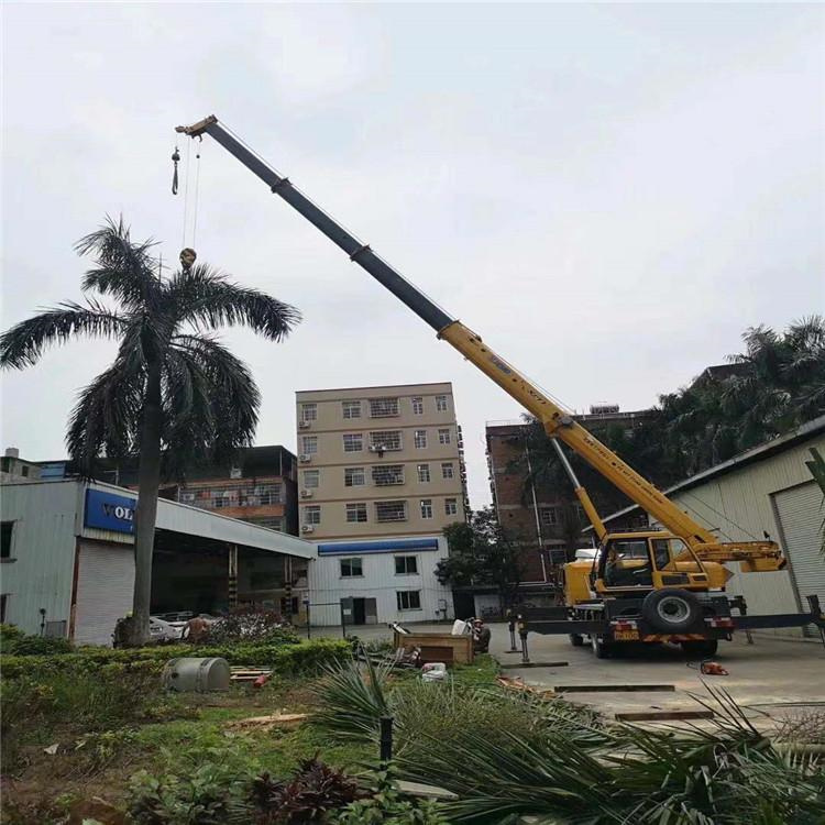 湄潭12吨吊车出租一天的收费标准是什么