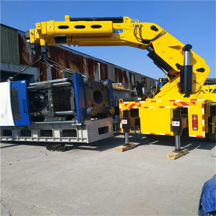 湄潭 大吨位折臂吊出租费用解析：一小时租赁多少钱