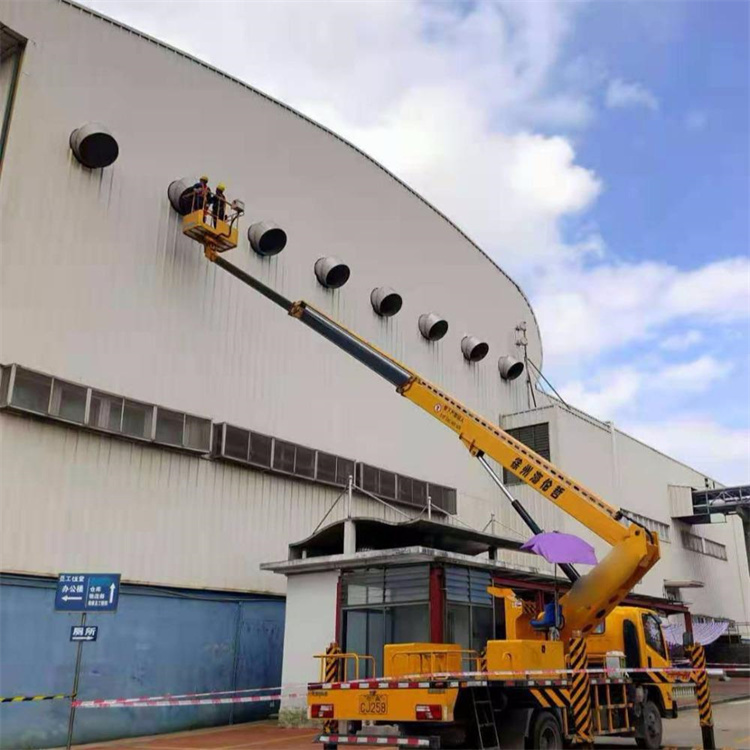 湄潭高空作业车出租服务：专业广告牌安装解决方案